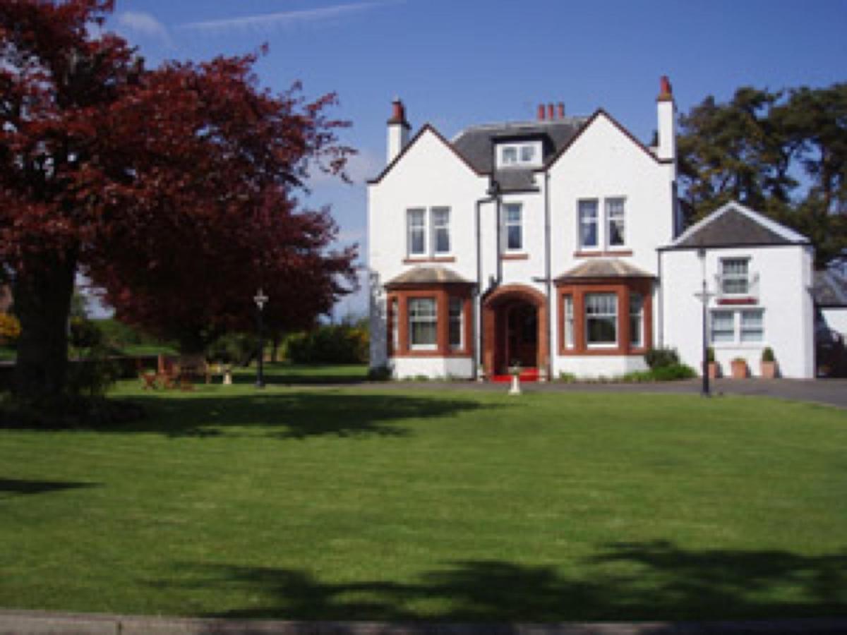 Pinewood Country House Hotel Leuchars Exterior photo